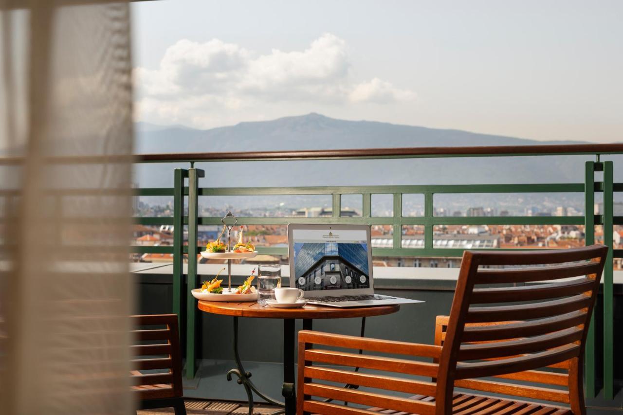 Grand Hotel Sofia Ngoại thất bức ảnh View of Mount Apo from the balcony of a hotel in Davao City