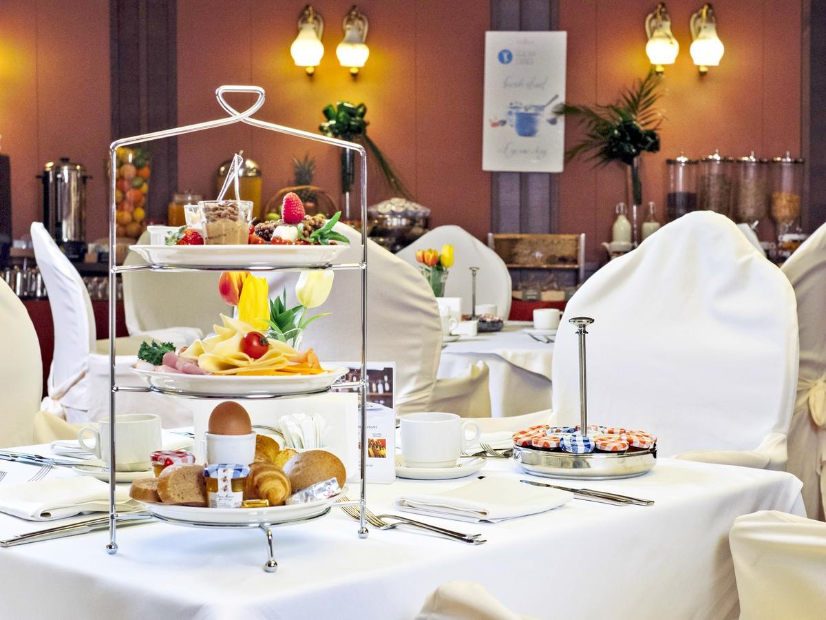 Grand Hotel Sofia Ngoại thất bức ảnh Afternoon tea at the InterContinental Hotel, Berlin
